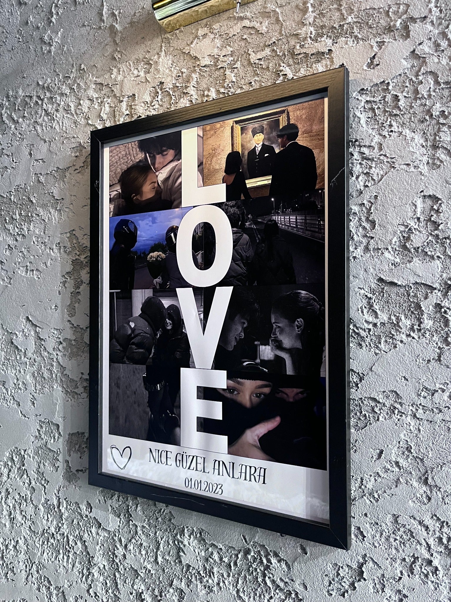 Kişiye özel LOVE fotoğraf kolaj tablosu duvar görünümü